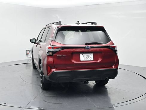 Used 2025 Subaru Forester Premium w/ Convenience Package #2 AWD/4WD image 18
