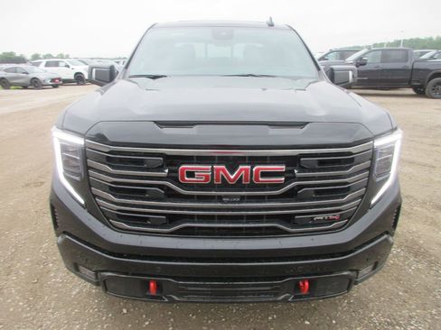 New 2026 GMC Sierra 1500 AT4 AWD/4WD image 11