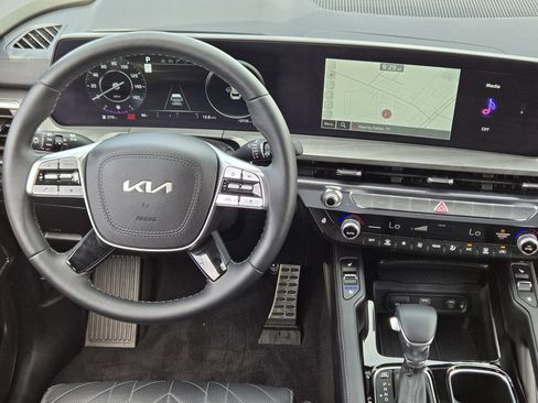 Used 2024 Kia Telluride SX Prestige X-Pro AWD/4WD image 35