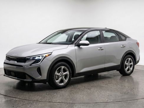 Used 2025 Kia K4 FWD image 3