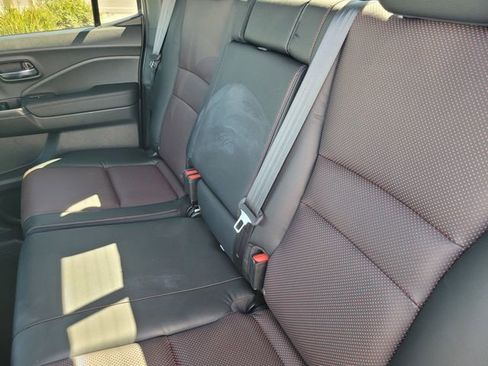 New 2026 Honda Ridgeline Black Edition image 9
