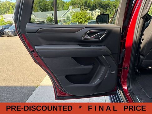 Used 2023 GMC Yukon AT4 w/ AT4 Premium Package AWD/4WD image 45
