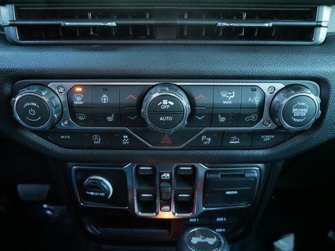 New 2026 Jeep Wrangler Sport S image 18