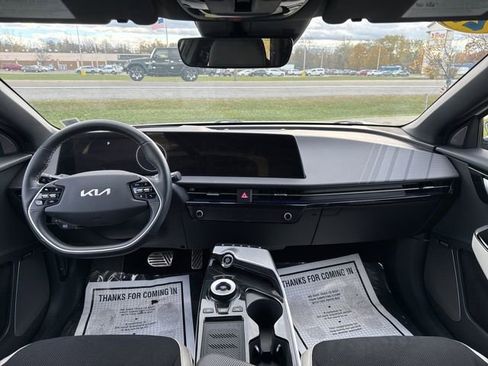 Used 2022 Kia EV6 GT-Line w/ GT-Line Suede Seat Package image 17