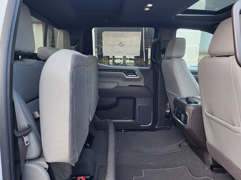 New 2026 GMC Sierra 1500 SLT w/ SLT Premium Plus Package image 46