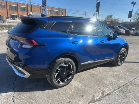 Certified 2023 Kia Sportage SX image 2