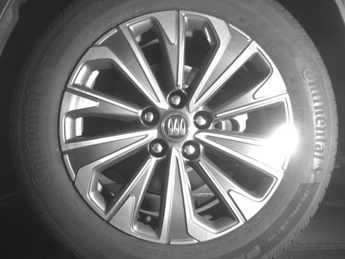 Used 2024 Buick Envision Preferred AWD/4WD image 16