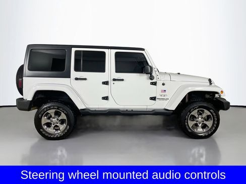 Used 2016 Jeep Wrangler Unlimited Sahara image 10