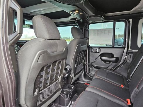 Used 2019 Jeep Wrangler Unlimited Rubicon image 26