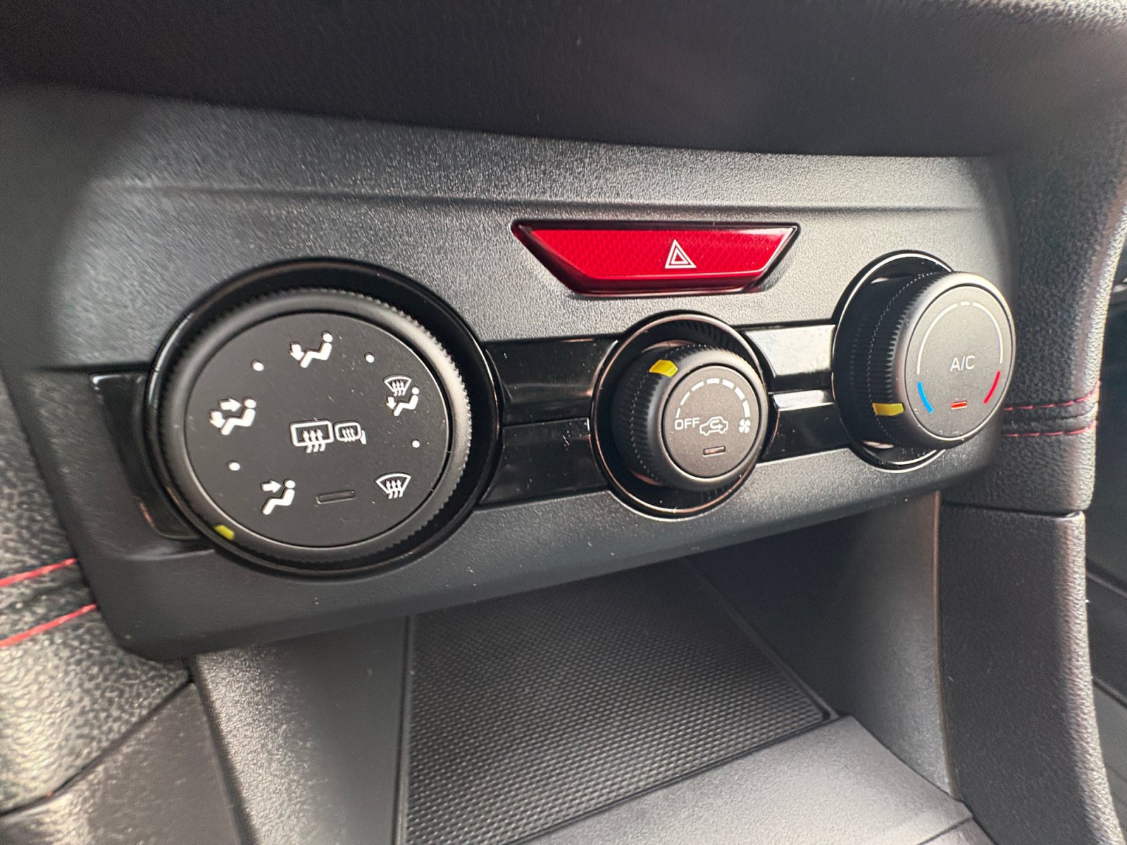 Used 2018 Subaru Impreza 2.0i Sport AWD/4WD image 31