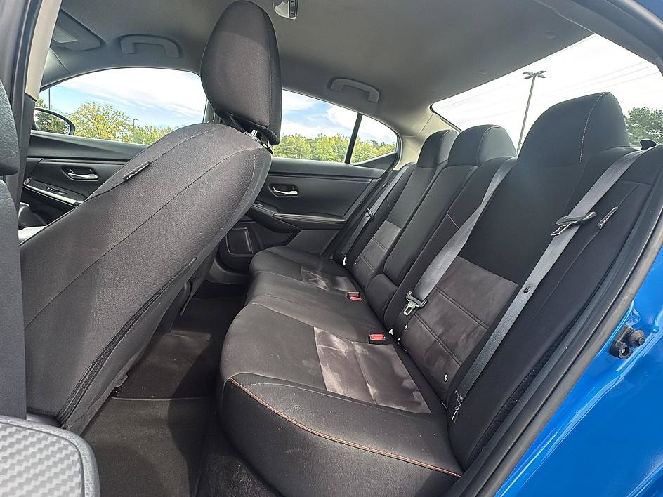 Certified 2025 Nissan Sentra SR FWD image 18