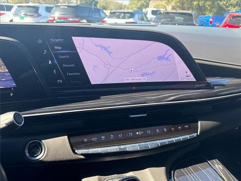 Used 2024 Cadillac Escalade V w/ LPO, ONYX Package image 25