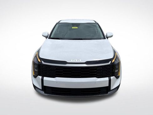 Used 2026 Kia Sportage EX FWD image 2