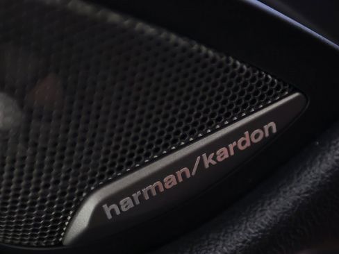 Used 2022 BMW M4 Competition w/ Executive Package image 17