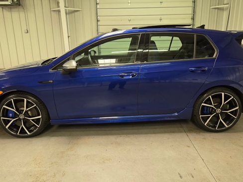 Used 2022 Volkswagen Golf R AWD/4WD image 3