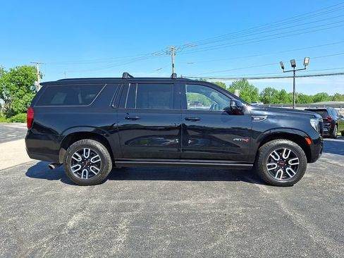 Certified 2023 GMC Yukon XL AT4 w/ AT4 Premium Package AWD/4WD image 8