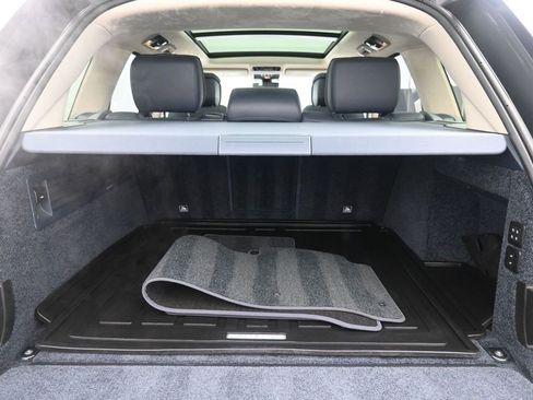 Used 2021 Land Rover Range Rover P525 Westminster Edition image 24