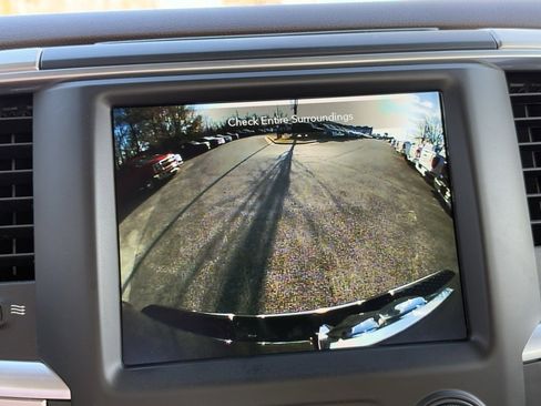 Used 2018 RAM 1500 Big Horn image 19