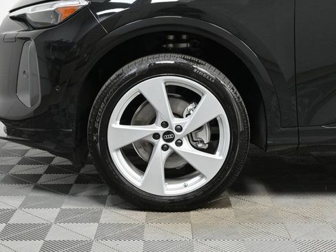 New 2025 Audi Q5 Premium Plus w/ Premium Plus AWD/4WD image 26