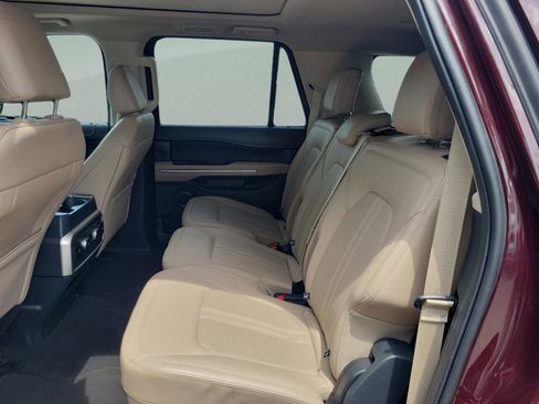 Used 2024 Ford Expedition Max Limited AWD/4WD image 13