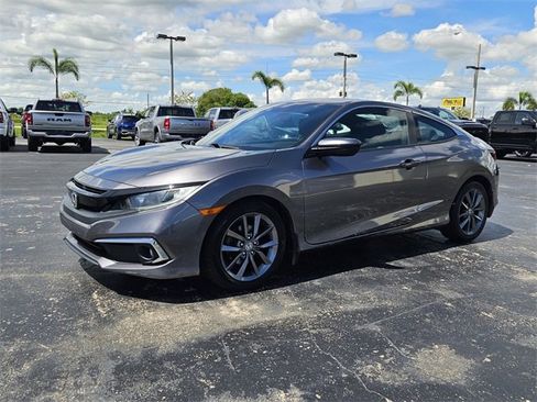 Used 2019 Honda Civic EX image 3