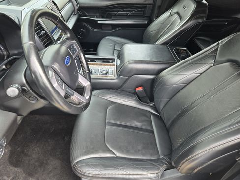 Certified 2021 Ford Expedition Platinum image 9