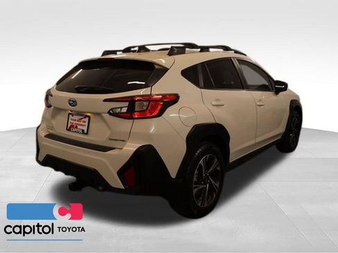 Used 2024 Subaru Crosstrek 2.0i Premium AWD/4WD image 2