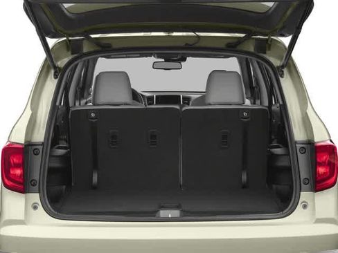 Used 2017 Honda Pilot Touring image 12