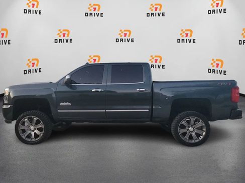 Used 2018 Chevrolet Silverado 1500 High Country image 8