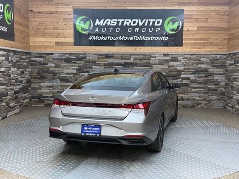 Used 2021 Hyundai Elantra SEL FWD image 10