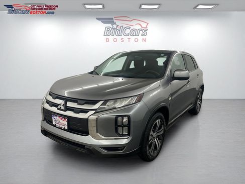 Used 2020 Mitsubishi Outlander Sport ES FWD image 1