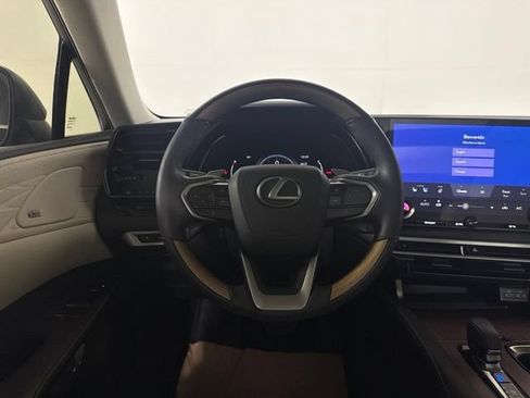 Used 2023 Lexus RX 350 FWD w/ Accessory Package image 37