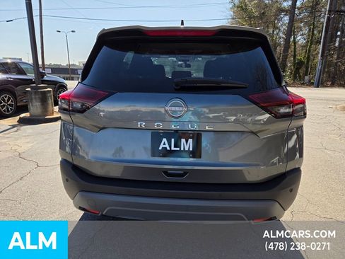 Used 2023 Nissan Rogue S image 11