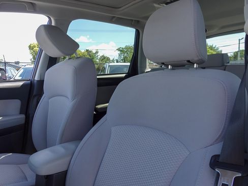 Used 2016 Subaru Forester 2.5i Premium w/ All-Weather Package image 10