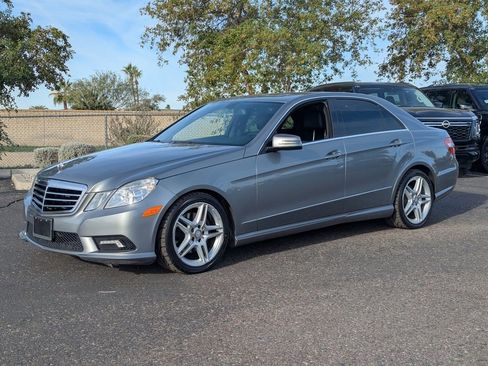 Used 2011 Mercedes-Benz E 350 Sedan image 2