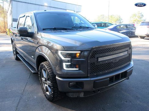 Used 2016 Ford F150 Lariat image 3