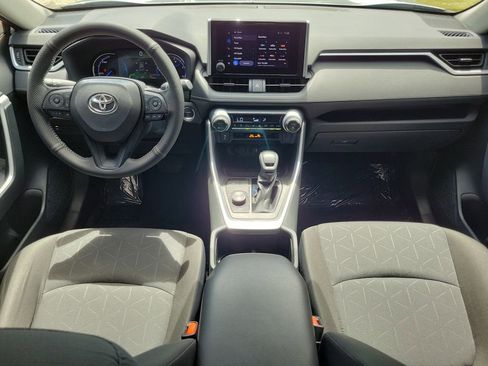 Used 2024 Toyota RAV4 XLE w/ Convenience Package image 12