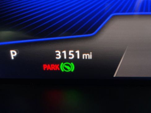 Used 2024 Volkswagen Taos SE image 30