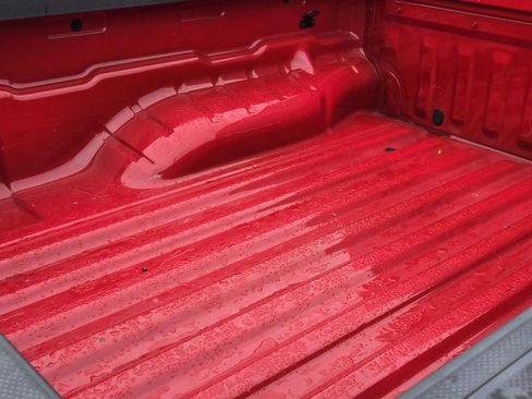 Used 2023 Nissan Frontier S w/ Technology Package image 9