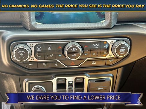Used 2022 Jeep Gladiator Overland w/ Popular Equipment Package AWD/4WD image 31