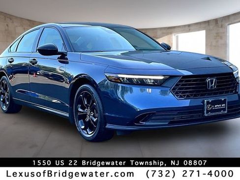 Used 2025 Honda Accord SE image 1