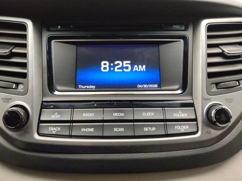 Used 2018 Hyundai Tucson SE FWD image 25