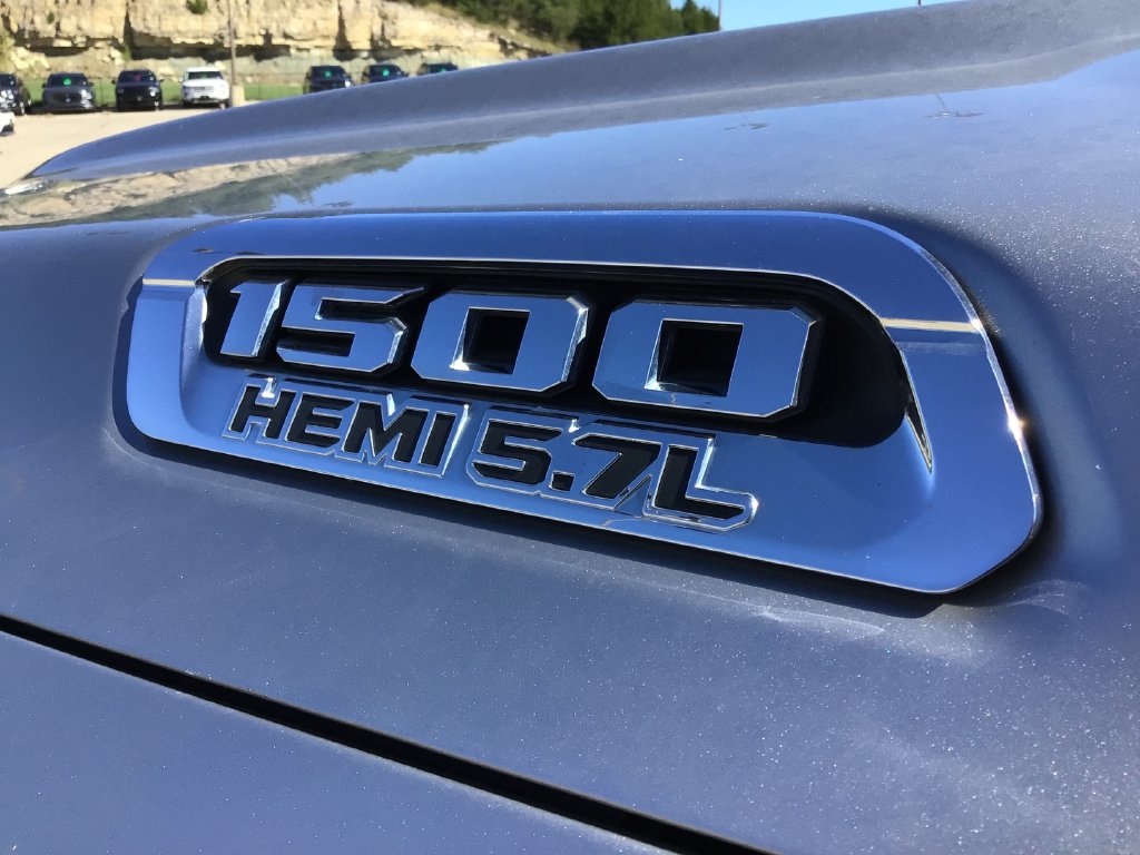 Used 2019 RAM 1500 Laramie RWD image 37