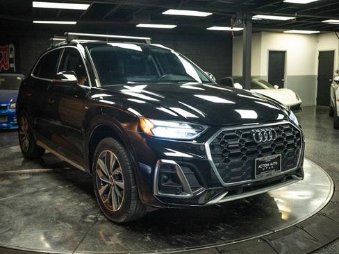 Used 2023 Audi Q5 2.0T Premium Plus w/ Premium Plus Package AWD/4WD image 5