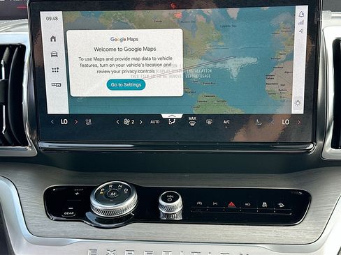 New 2026 Ford Expedition Platinum w/ Driver's Package AWD/4WD image 11