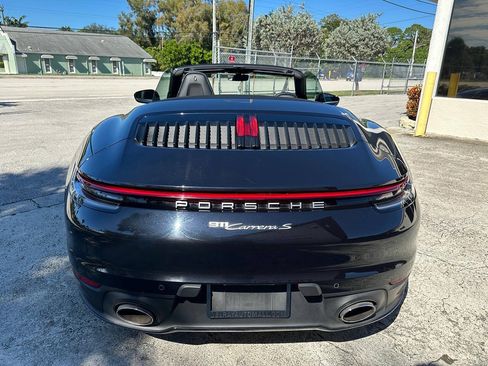 Used 2024 Porsche 911 Carrera S RWD image 7