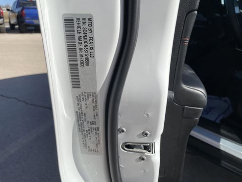 Used 2025 Jeep Compass Trailhawk w/ Trailhawk Convenience Group image 37