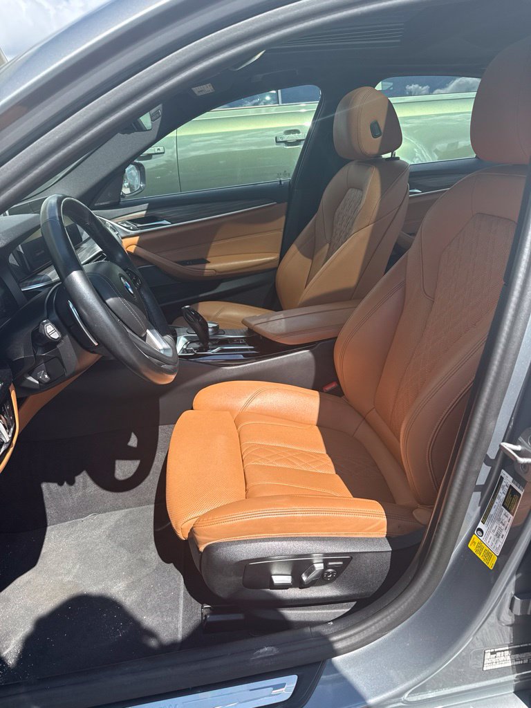 Certified 2023 BMW 540i w/ Premium Package RWD image 2