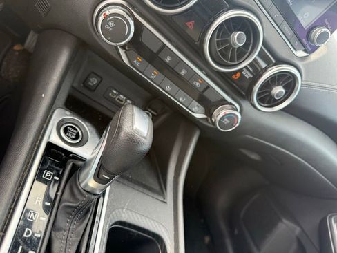 Used 2024 Nissan Sentra SV FWD image 17