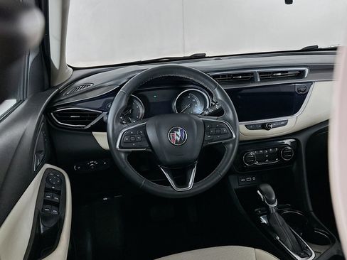 Used 2022 Buick Encore GX Select image 17